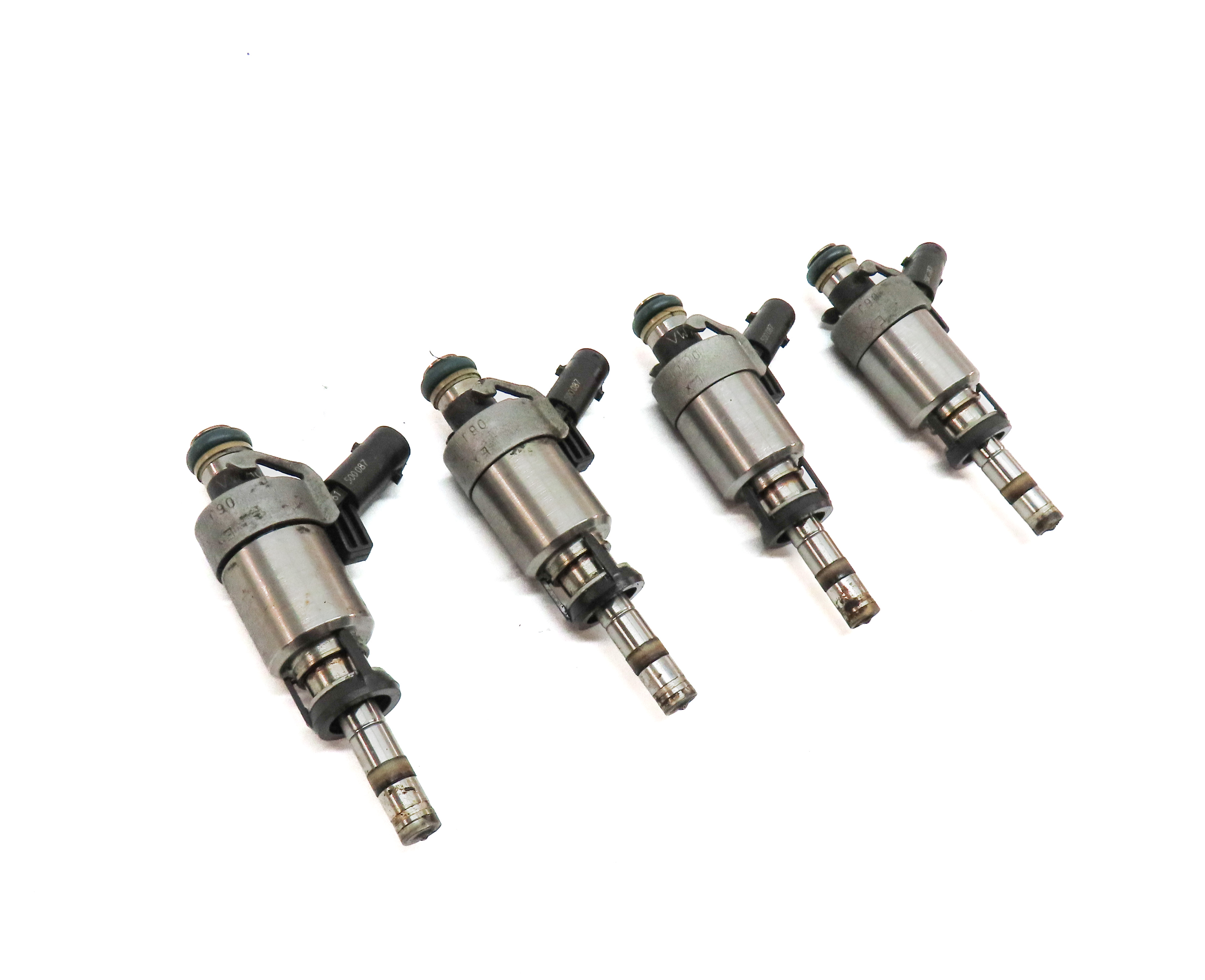 2013-2017 AUDI A4 A5 Q5 (B8 8K 8R 8T) 2.0L TURBO ENGINE FUEL INJECTOR SET — exact item pictured